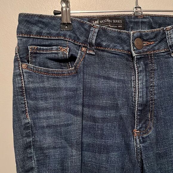 Lee Modern Series Women's Blue Dark Wash Curvy Fit Bootcut Denim Jeans Size 12 - Picture 2 of 7